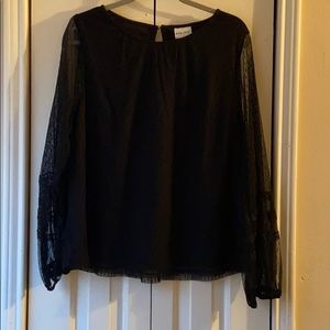 EUC AVA & VIV LACE TOP